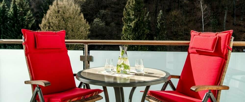 Balkon mit Waldblick