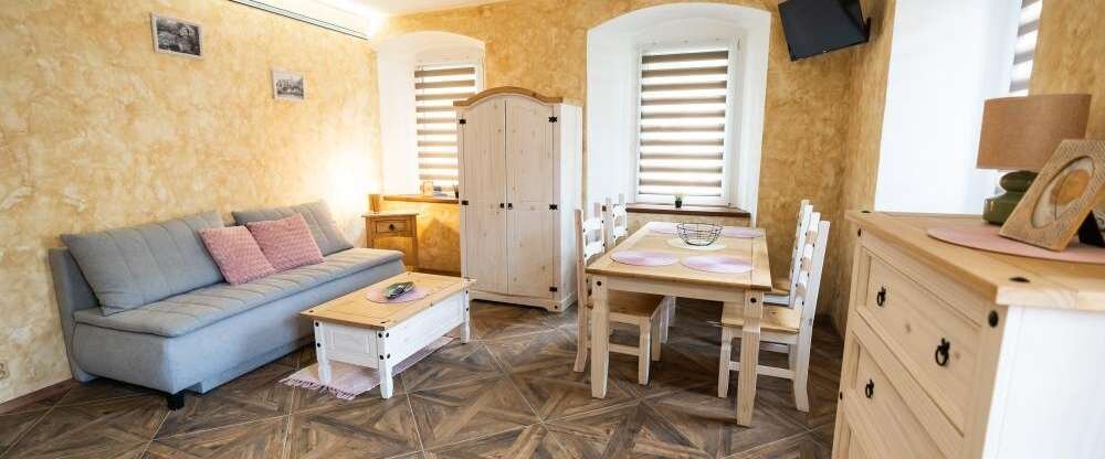 Ein Appartment im Dachgeschoss mit einer wunderschönen Aussicht.