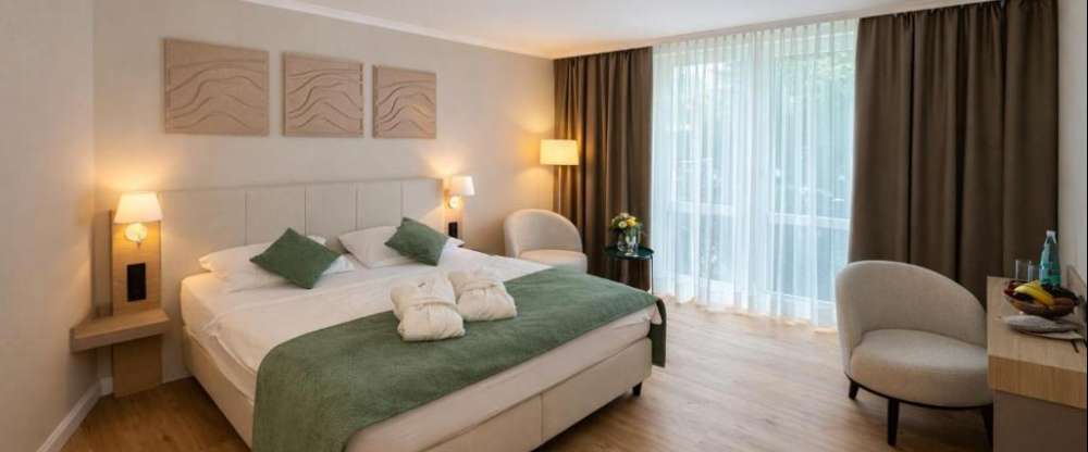 Deluxe Doppelzimmer mit 20 bis 24 qm. Aufbettung mit Baby- oder Kinderbett möglich.