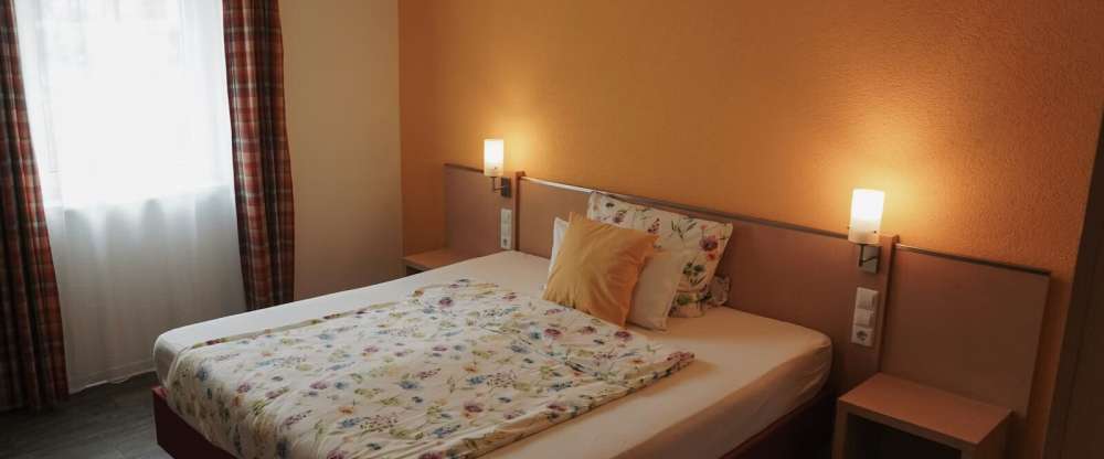 Doppelzimmer Economy für 2 Personen mit Standard Ausstattung