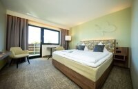 Das Doppelzimmer Fernblick verfügt über einen einzigartigen Talblick und Balkon.
