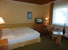 Doppelzimmer Hotel Zur Wasserburg