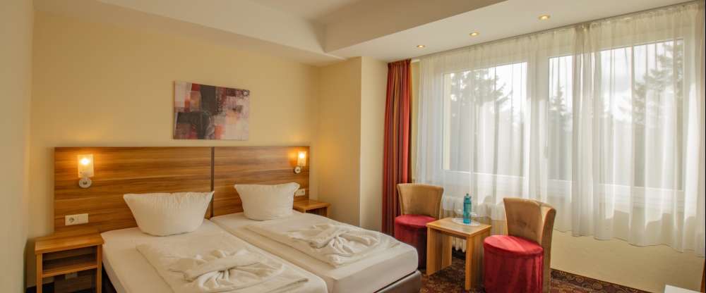 Zimmergröße: 15m² Betten-Typ: Doppel Bettgröße: 1,80 x 2,00 m