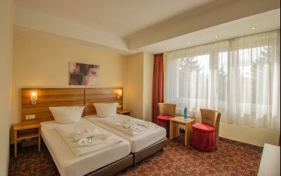 Zimmergröße: 15m² Betten-Typ: Doppel Bettgröße: 1,80 x 2,00 m