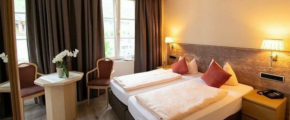 Unsere neu renovierten Zimmer im Hauptgebäude