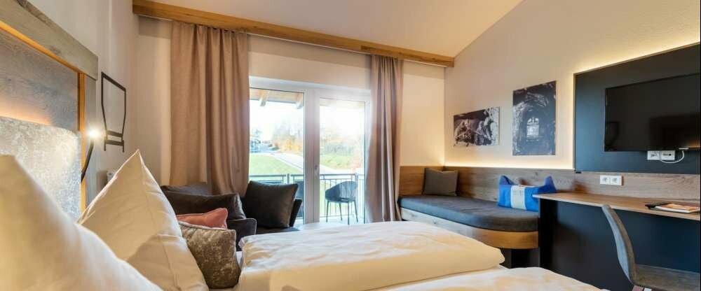 Doppelzimmer mit Balkon