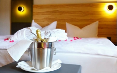 Doppelzimmer mit Balkon
