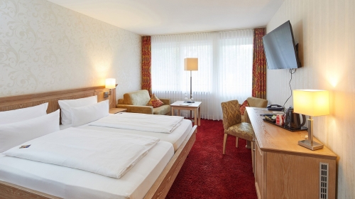 Doppelzimmer mit Balkon für 2 Personen mit Standard Ausstattung.
