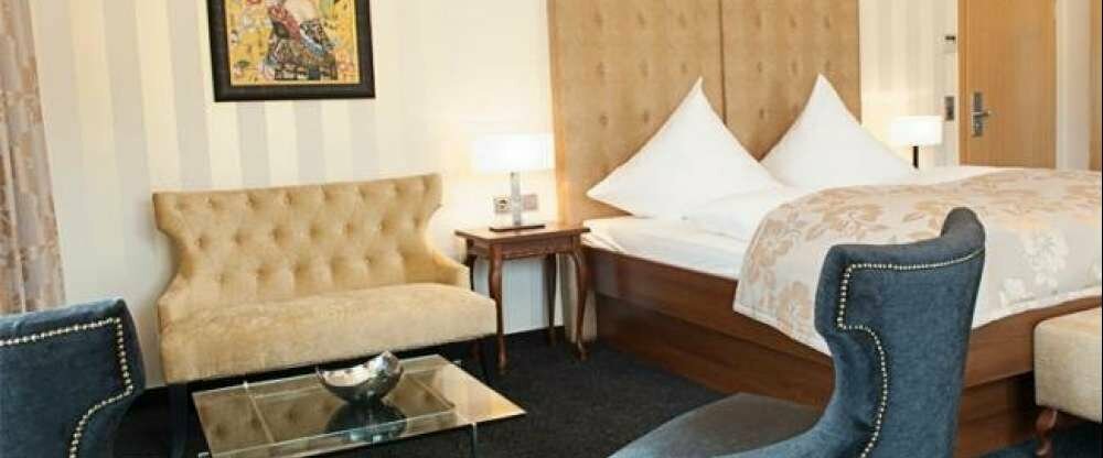 Doppelzimmer mit Balkon