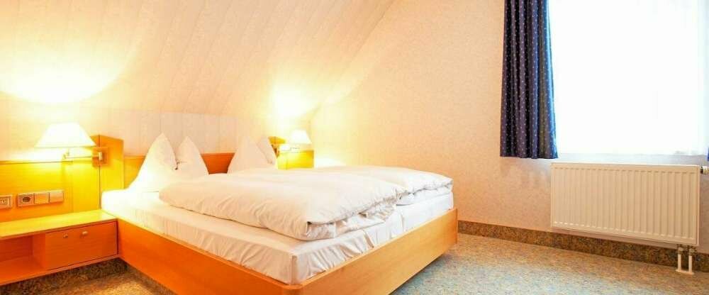 Doppelzimmer mit Balkon