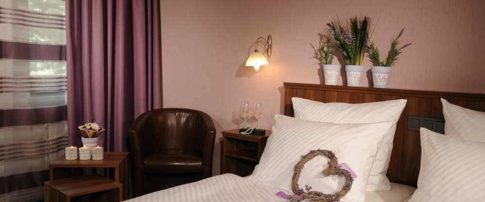 Doppelzimmer mit Balkon zur Moselseite