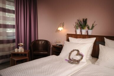 Doppelzimmer mit Balkon zur Moselseite, Quelle: Hotel Lellmann