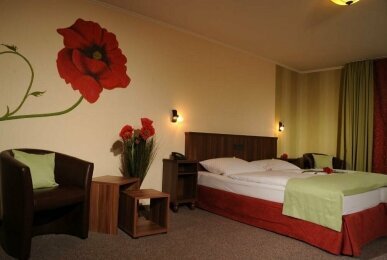 Doppelzimmer mit Balkon zur Moselseite, Quelle: Hotel Lellmann