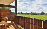 Doppelzimmer in unserem Mondgebäude mit Balkon und zwei Boxspringbetten.
inkl. Wlan und Smart-TV. 
Der Balkon hat eine schöne Aussicht auf die Natur.