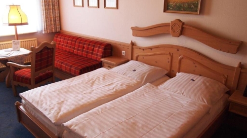 Doppelzimmer ohne Balkon zur Einzelnutzung mit Standard Ausstattung.