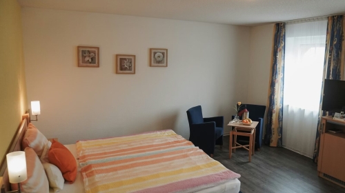 Doppelzimmer Standard für 2 Personen mit Standard Ausstattung