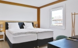 Doppelzimmer in unserem Sterngebäude mit zwei Boxspringbetten.
inkl. Wlan und Smart-TV. 
Schattige und kühle Seite, sehr angenehm im Sommer.