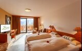 Zimmerbeispiel: Doppelzimmer Südpanorama COMFORT mit Balkon nach Süden zur Gartenseite