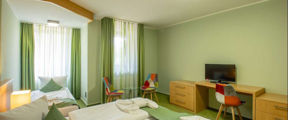 Dreibettzimmer