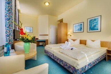 Dreibettzimmer, Quelle: Alte Klavierfabrik Meißen