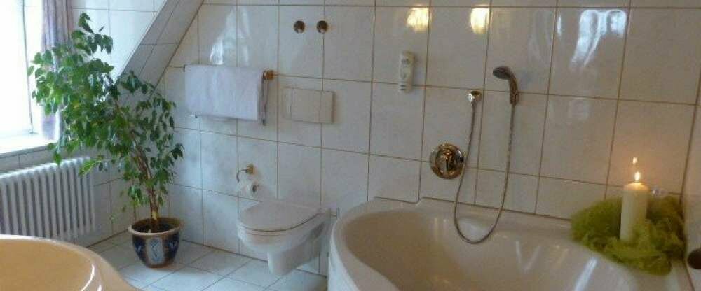 Eckbadewanne Hotel-Gasthof Herrmann