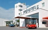 Eingang Außenansicht V8 HOTEL Classic