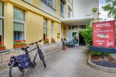 Eingang Hotel, Quelle: Alte Klavierfabrik Meißen