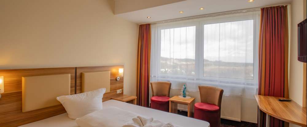 Zimmergröße: 15m² Betten-Typ: Einzel Bettgröße: 1,60 x 2,00 m 