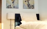 Einzelzimmer in unserem Sterngebäude mit Balkon und Boxspringbett.
inkl. Wlan und Smart-TV. 
Der Balkon hat eine schöne Aussicht auf unseren Biergarten. Zimmer sind im zweiten Stock und durch eine Treppe erreichbar.