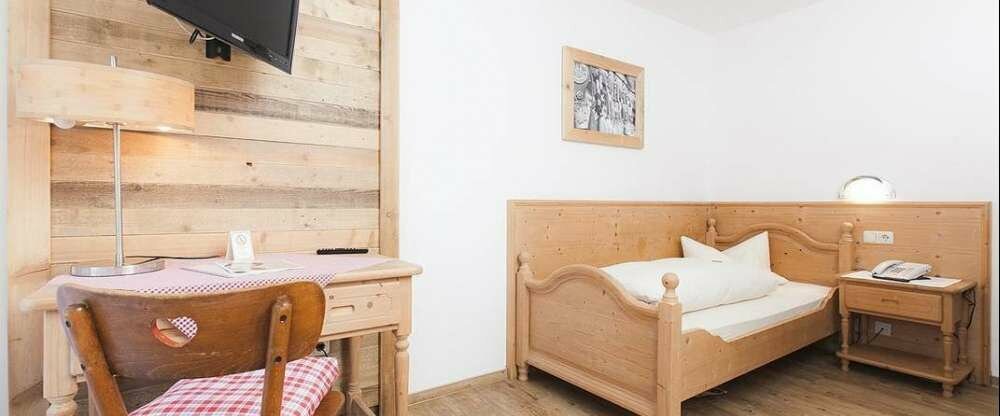 Einzelzimmer Zirmgrat Westseite