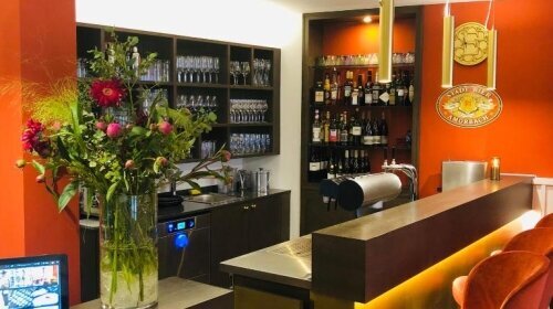 EMICH´S Hotel - Bar/Disco