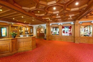 Empfang im Hotel, Quelle: Hotel Bellevue Spa & Resort Reiterhof Wirsberg