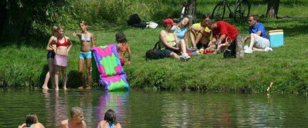 Erleben Sie Badespaß an der Tauber oder dem Main