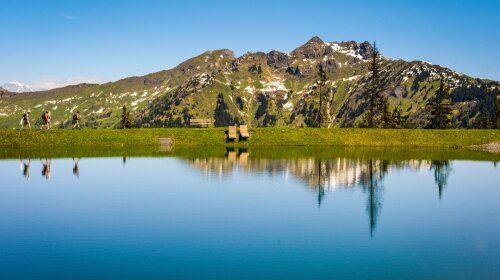EUROPÄISCHER HOF Bad Gastein - Umgebung: Spiegelsee in Dorfgastein mit Blick auf den Schuhflicker