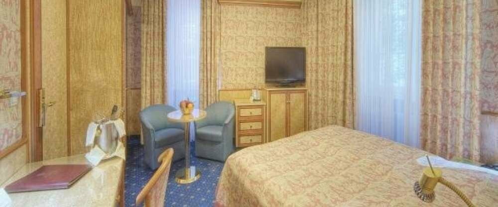 Exklusiv-Doppelzimmer zur Bergseite