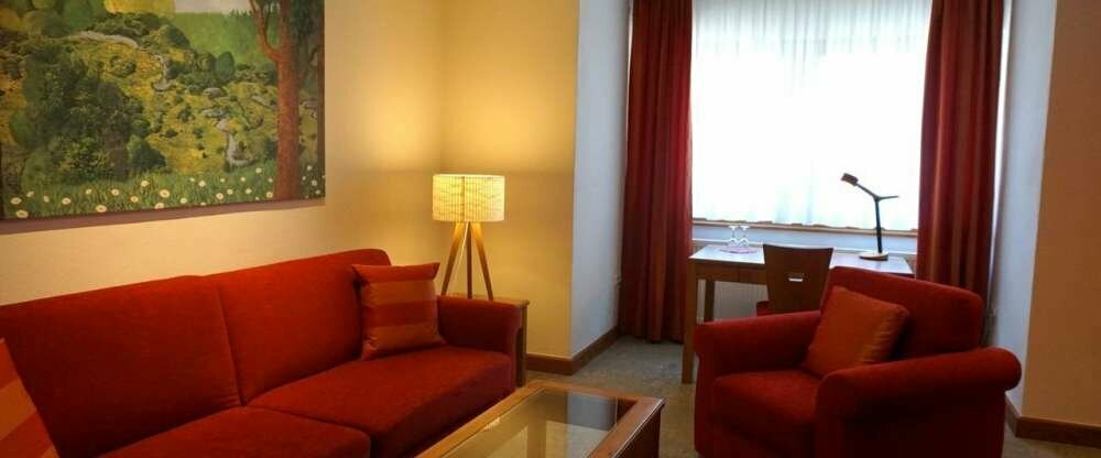 Familienzimmer mit Aufbettung oder Doppelzimmer Superior mit Wohnteil