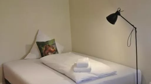 Schlafsofa aufgebettet