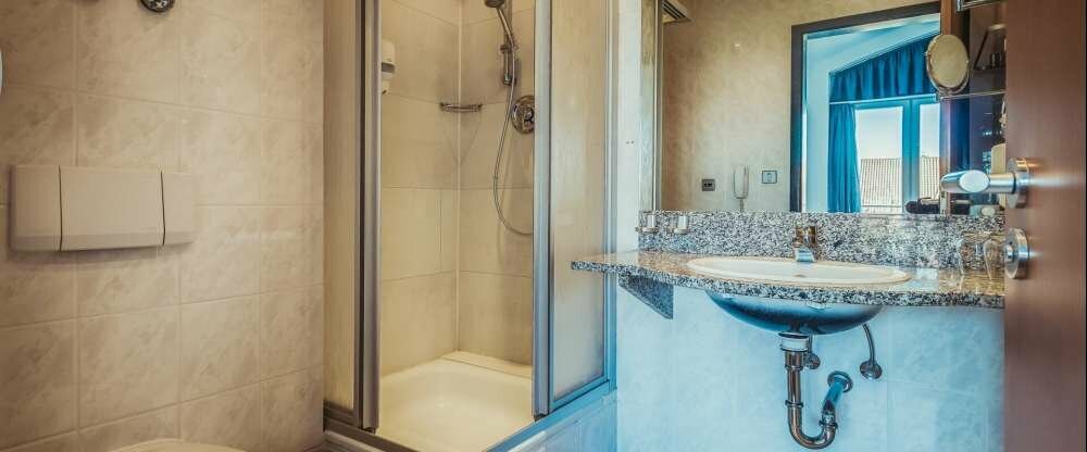 Ferien Hotel Lewitz Mühle - Badezimmer