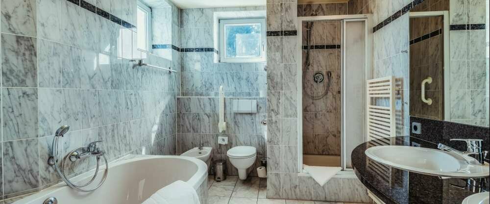 Ferien Hotel Lewitz Mühle - Badezimmer