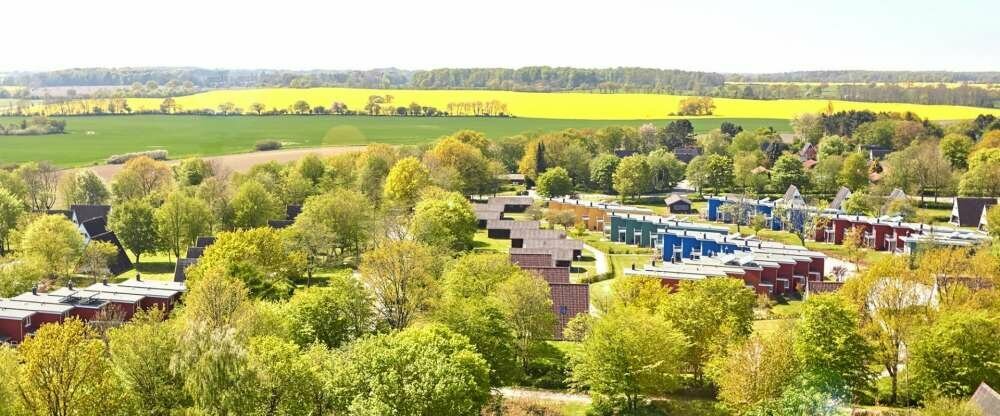In unserem großen Ferienhauspark Asgard direkt in unserem Resort habt ihr die Wahl zwischen Blockhäusern, Nurdachhäusern und Premiumhäusern. 