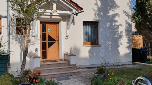 fewoarnstadt - Hotel-Außenansicht