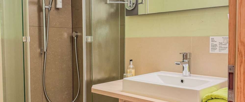 Flair Hotel Zum Schwarzen Reiter - Badezimmer
