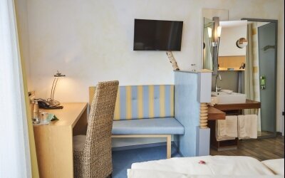 Flair Hotel Zum Schwarzen Reiter - Zimmer