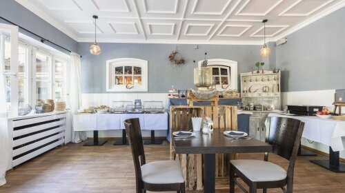 Flair Hotel zur Eiche - Restaurant Henrys Erna´s Stube