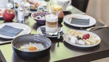 Flair Hotel zur Eiche - Frühstück 