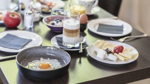 Flair Hotel zur Eiche - Frühstück 