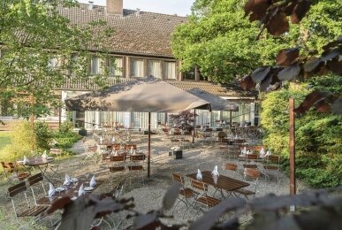 Flair Hotel zur Eiche - Terrasse und Eichengarten, Quelle: Flair Hotel zur Eiche