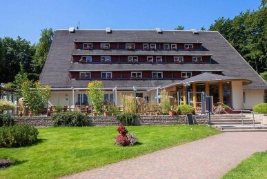 Forsthaus Langenberg - Hotel-Außenansicht, Quelle: Forsthaus Langenberg