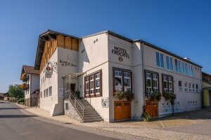 Früchtl - Wirtshaus zum Bräu - Hotel-Außenansicht
