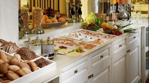  Frühstücksbuffet